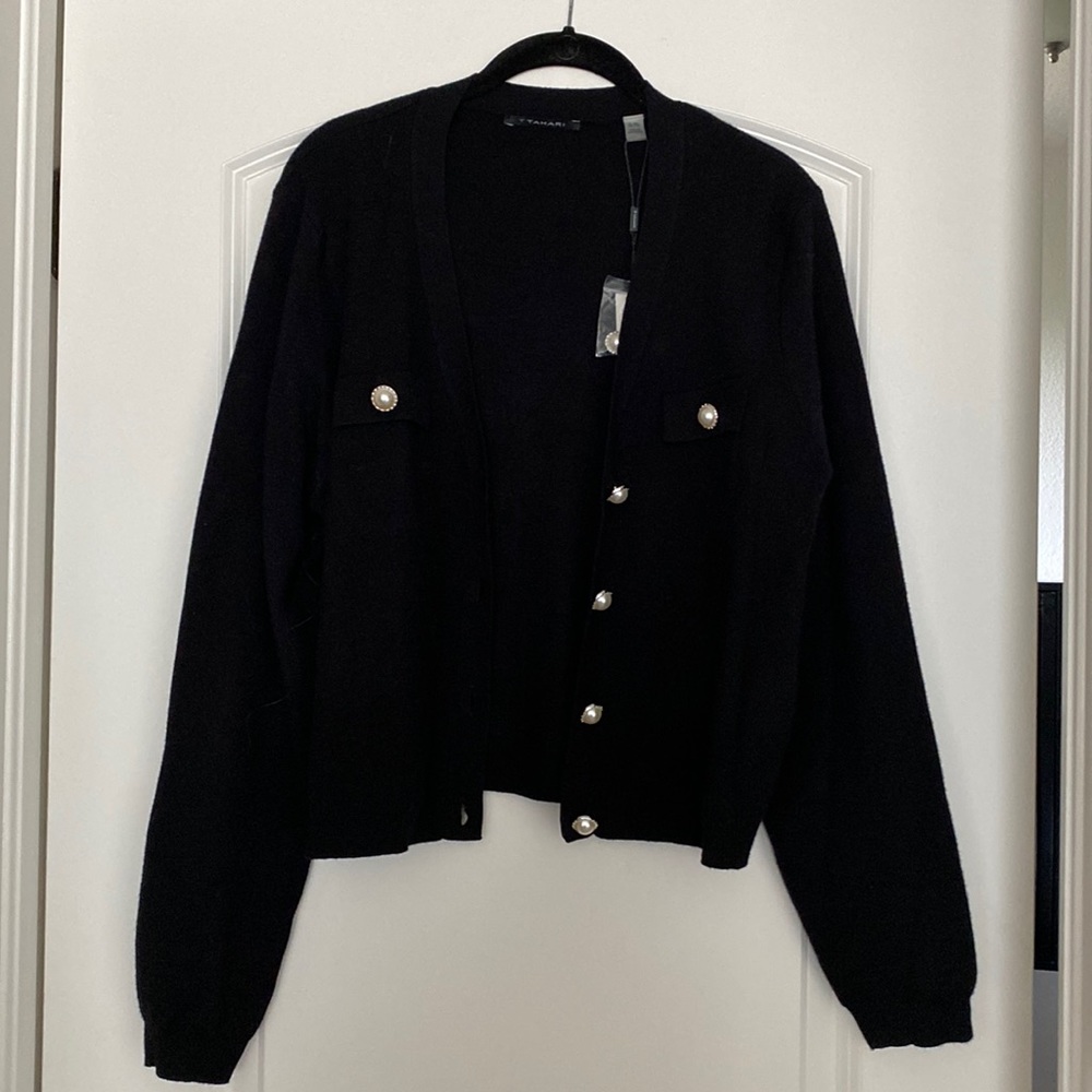 NWT beautiful Tahari sweater